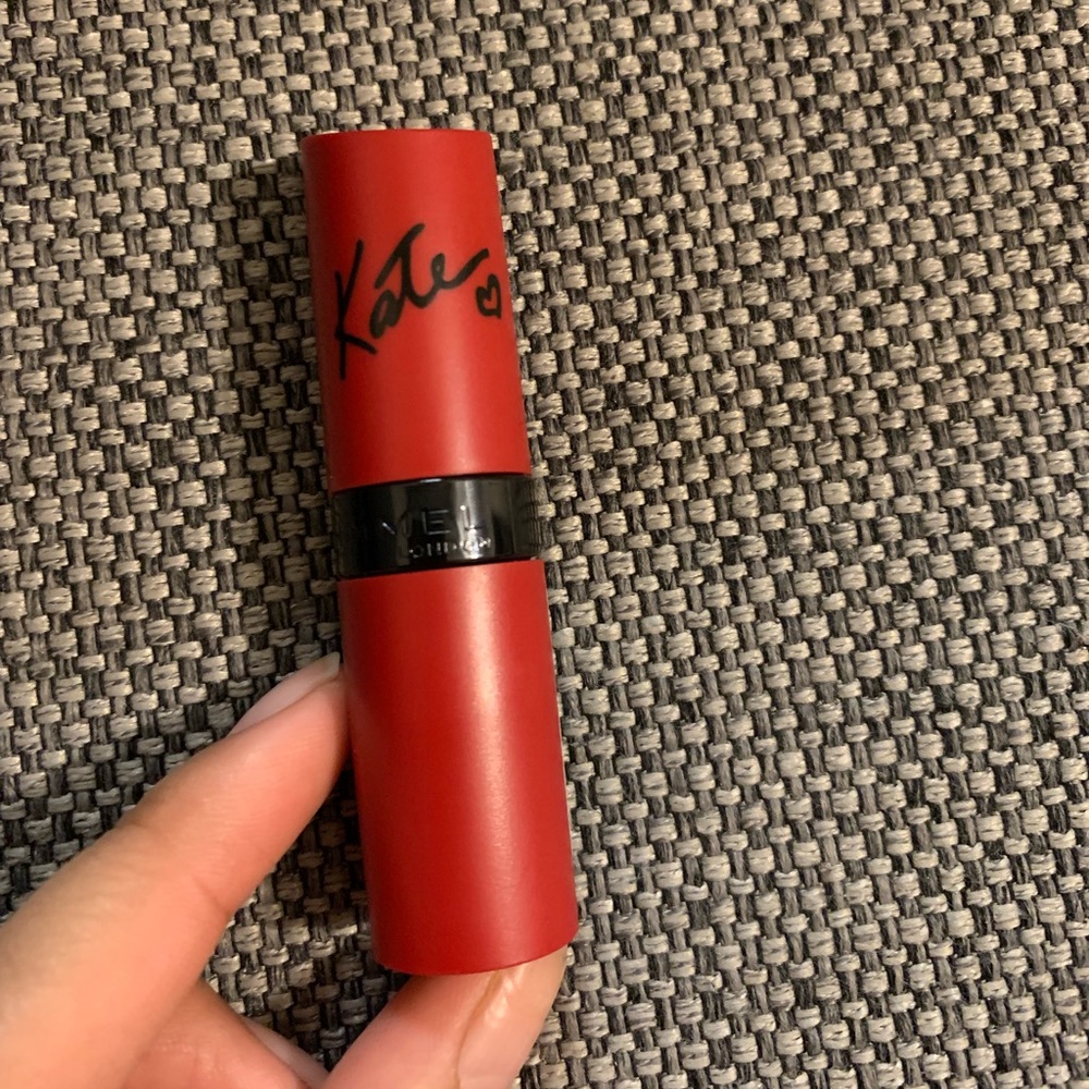 Rimmel Kate lipstick